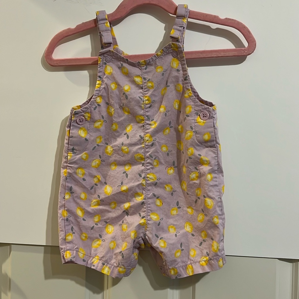 Carters romper size 9months.